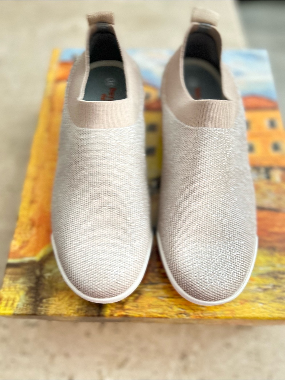 Bernie Mev Women’s Slip-On Light Beige Sparkle Knit Sneakers Size 7
